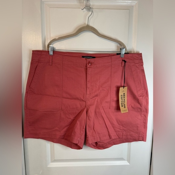 Liverpool Pants - NWT Liverpool Women’s Dusty Cedar Cargo Pocket Shorts - Size 22W